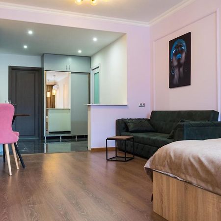 Iren River Side Apartments 트빌리시 외부 사진