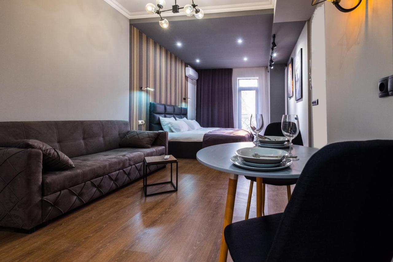 Iren River Side Apartments 트빌리시 외부 사진
