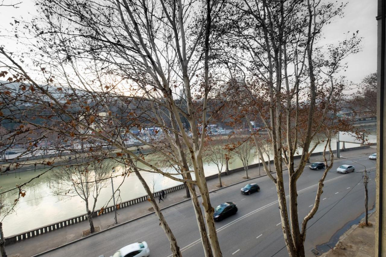 Iren River Side Apartments 트빌리시 외부 사진