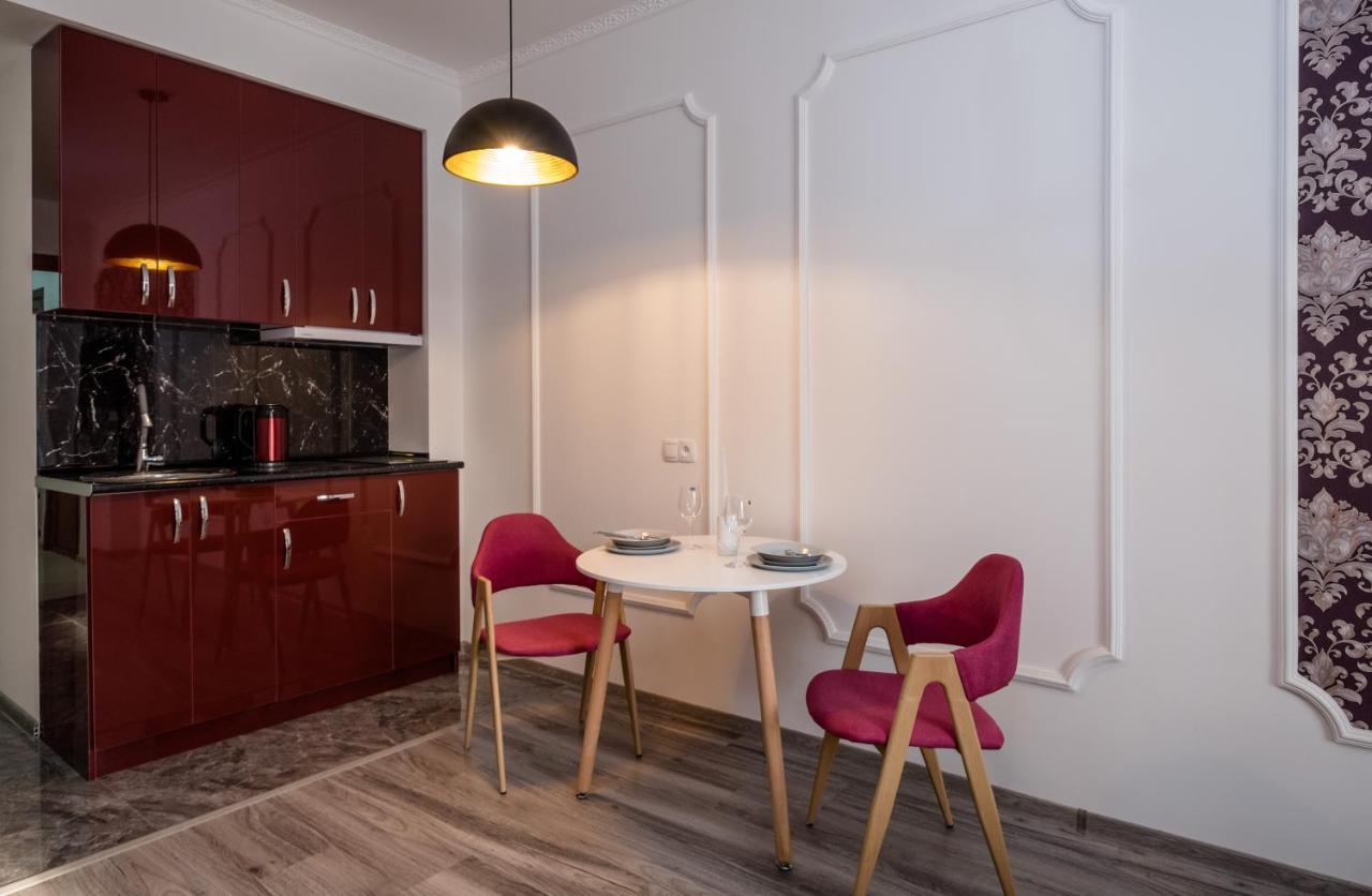 Iren River Side Apartments 트빌리시 외부 사진
