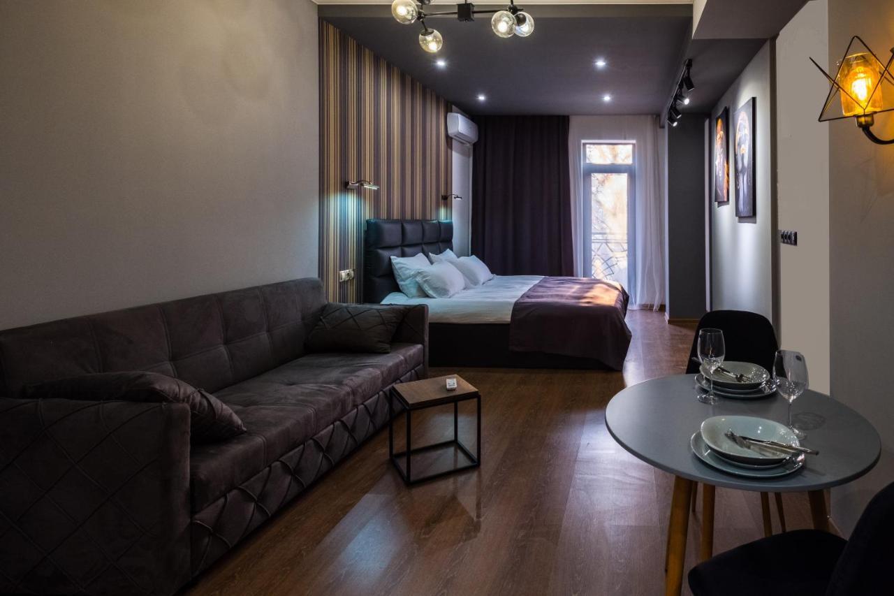Iren River Side Apartments 트빌리시 외부 사진